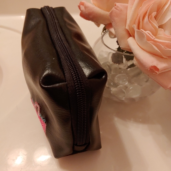 Mary Kay "Pretty Convenient" Cosmetic Bag - Picture 2 of 7